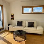 Weingut-aparthotel Olinger