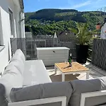 Weingut-aparthotel Olinger 호텔 메링