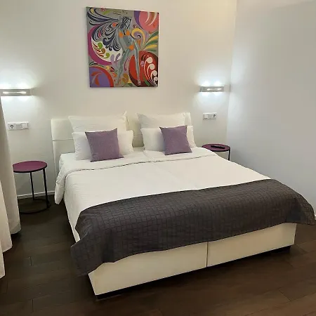 Weingut-aparthotel Olinger Szálloda Mehring