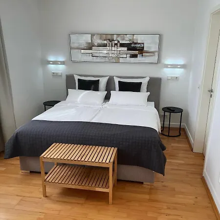 Szálloda Weingut-aparthotel Olinger 5*