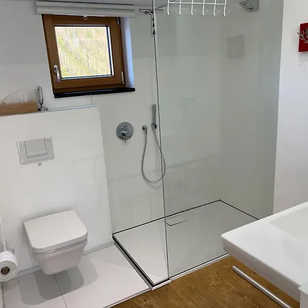 Weingut-aparthotel Olinger Szálloda 5*