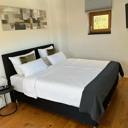 Szálloda Weingut-aparthotel Olinger
