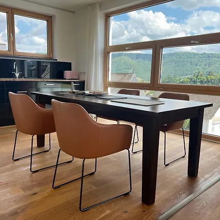 Szálloda Weingut-aparthotel Olinger 5*