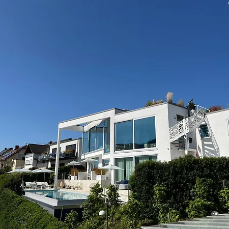 Weingut-aparthotel Olinger 5*