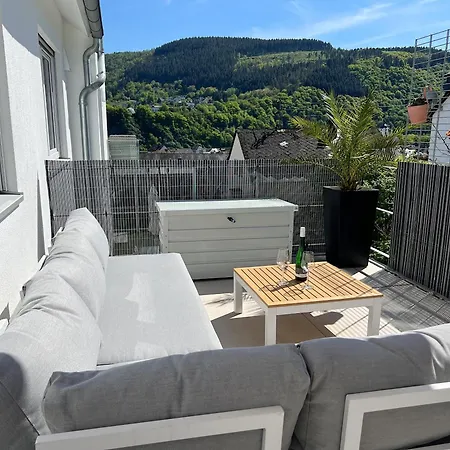 Weingut-aparthotel Olinger Szálloda Mehring