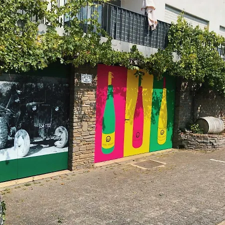 Szálloda Weingut-aparthotel Olinger Mehring
