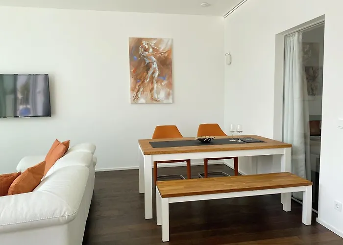 Weingut-aparthotel Olinger 5* ميهرينغ